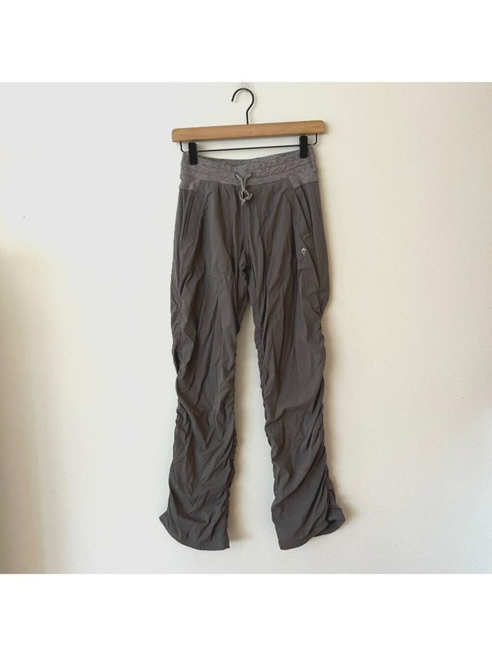 Ivivva Live to Move Dance Gray Lined Studio Pants Girl's Size 12